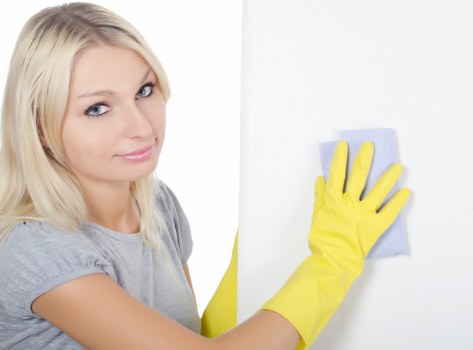 Professional hot water extraction cleaning for carpet fibres